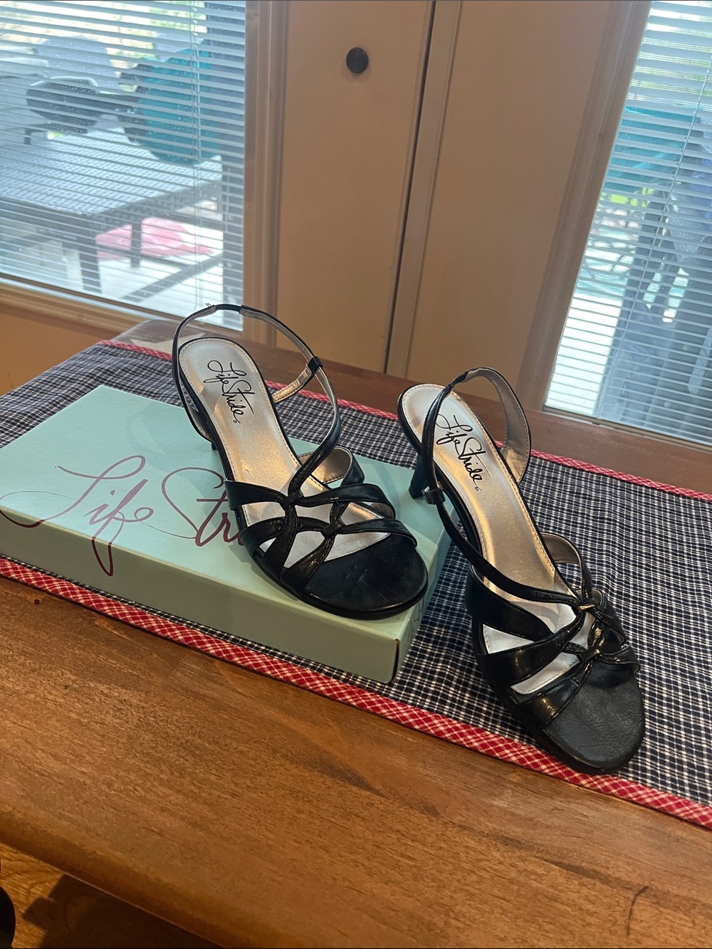 Life Stride Black Strappy Knot Slingback Heels